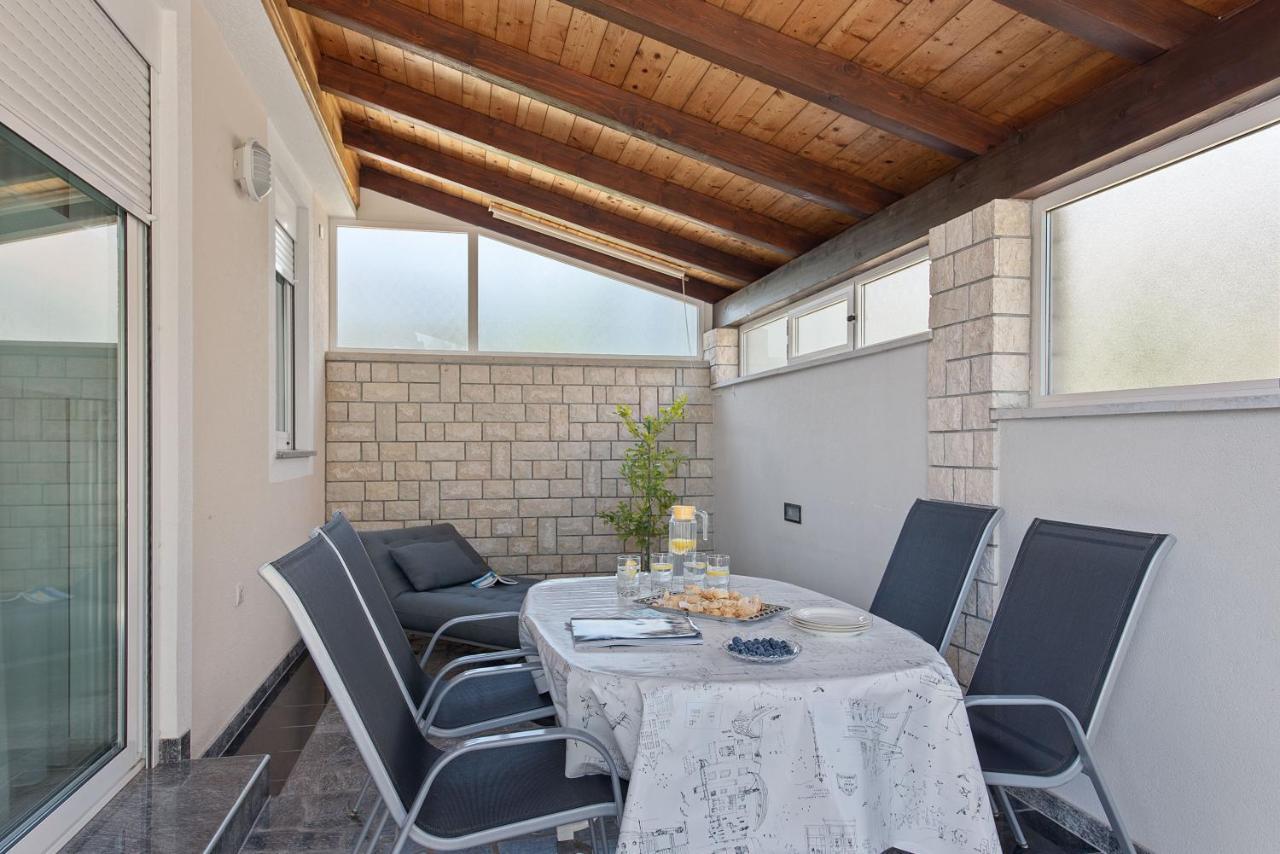 Summer House بولا المظهر الخارجي الصورة