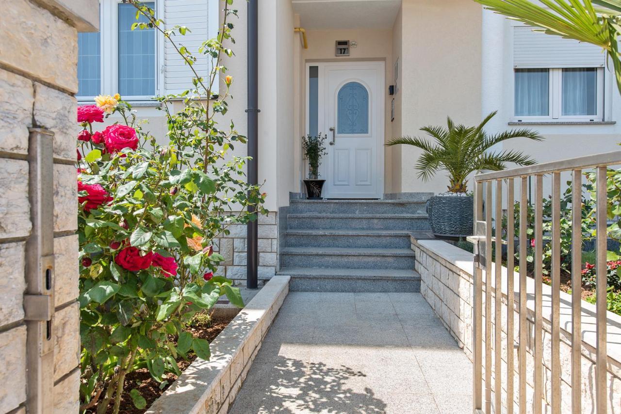 Summer House بولا المظهر الخارجي الصورة